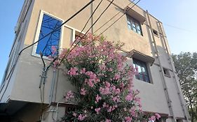 Advik Homestays